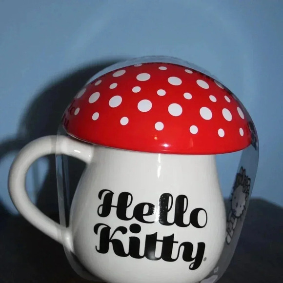 Bioworld Hello Kitty Sanrio Mushroom Shaped Ceramic Mug - Picture 8 of 15